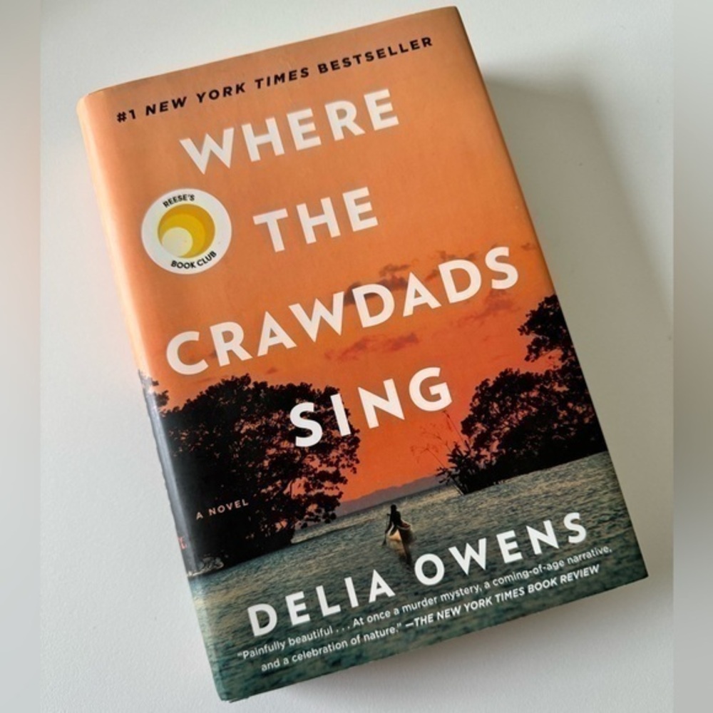 Where the Crawdads Sing by‎ Delia Owens (Hardcover)